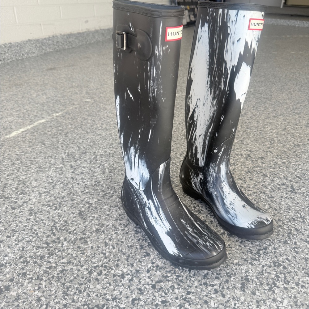Hunter Monochrome Splash Tall Boots - Picture 2 of 8